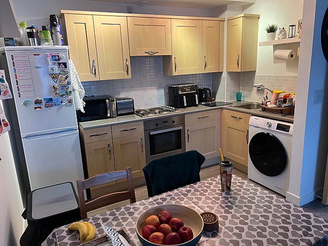 80 Hollybrook Park, Bristol, Bristol